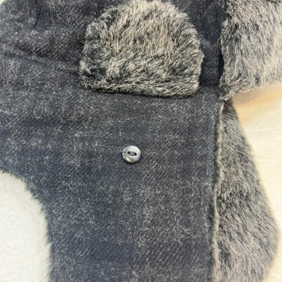 Dockers Trapper Faux Fur Wool Blend Black Gray Plaid Ear Flap Hat One Size - Picture 8 of 11